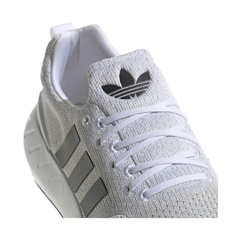 Adidas Mens Swift Run 22 Casual Shoes (White) | Sportpursuit.com