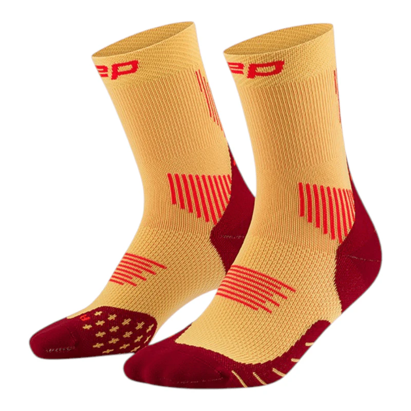 CEP Womens Run Regular Socks (Yellow) | Sportpursuit.com