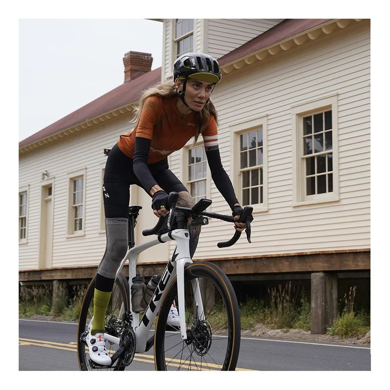 DMT Zapatillas de ciclismo KR0 (Negro/Negro) | privatesportshop.es