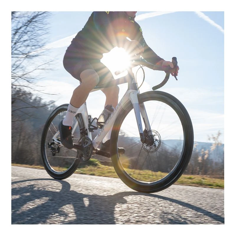 DMT KR SL Cycling Shoes (White/White) | Sportpursuit.com