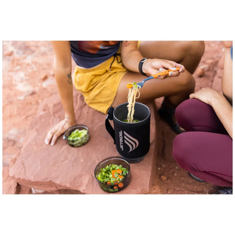 Jetboil Sumo 1.8L Camping Stove (Carbon) | Sportpursuit.com