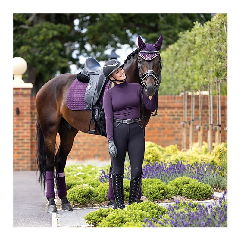 Tapis De Selle Dressage LeMieux Prosport Suede – Liseré En Daim, Doublure Bambou, Garrot Haut, Sangles élastiques Et Anneaux En D