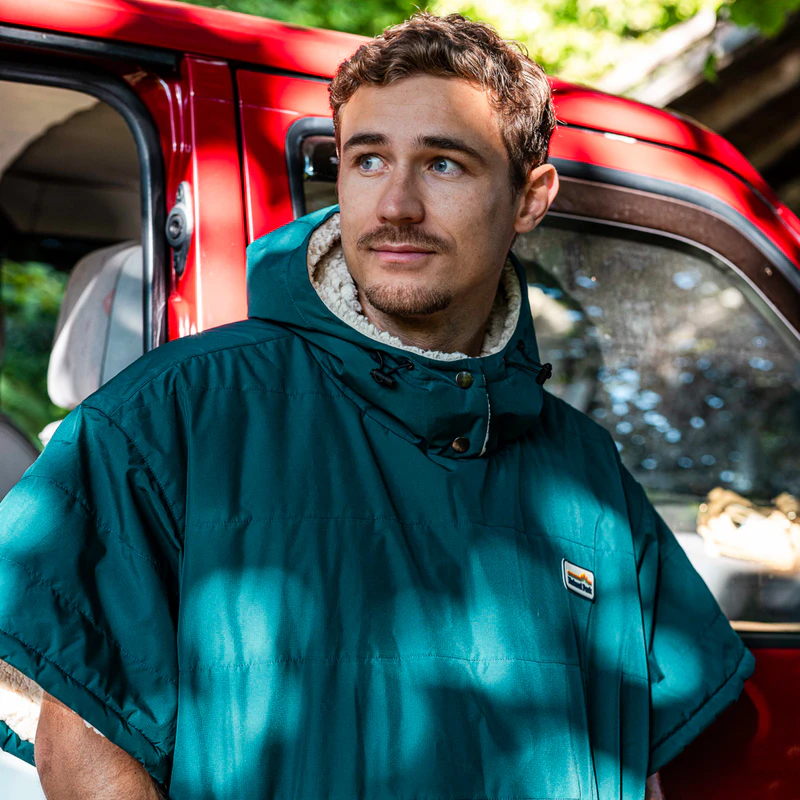 Natural Park Weatherproof Changing Poncho (Petrol) | Sportpursuit.com