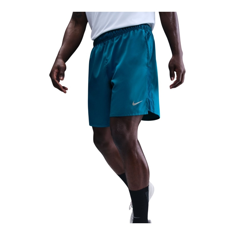 Nike Mens Challenger Shorts (Green) | Sportpursuit.com