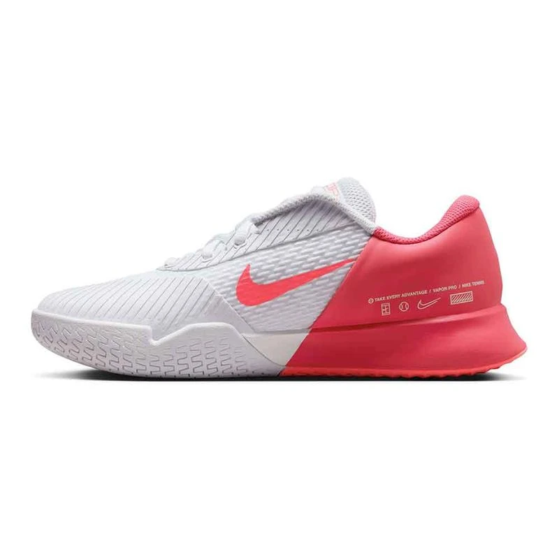 ?HOST PICK! ?Nike Zoom Vapor Pro 2
Tennis court shoes! Cut in half: NikeCourt Vapor Pro 2 Review | RunRepeat main image 4