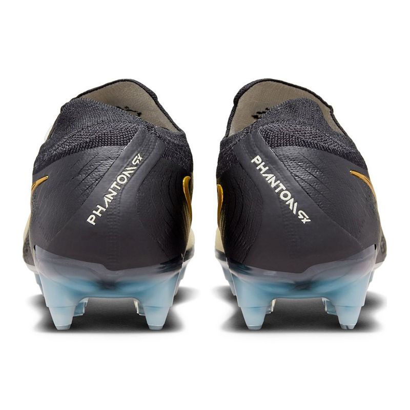 Nike_Feb25-FJ2586-100_5.jpg