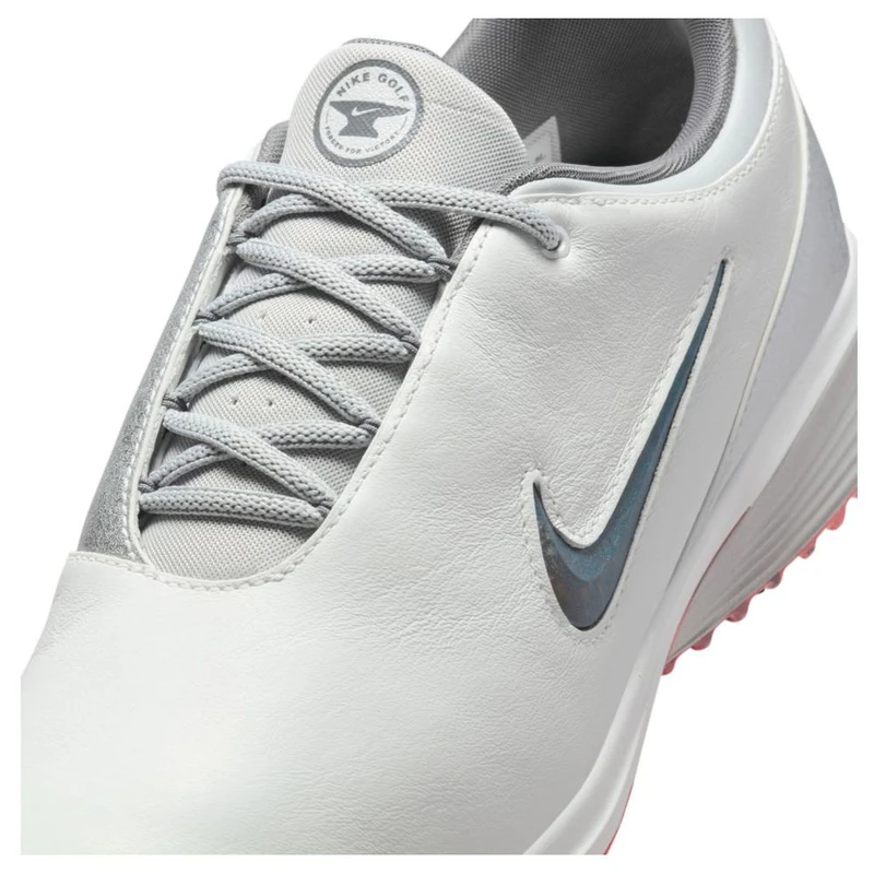 Nike Mens VICTORY TOUR 4 NRG U25 Casual Shoes (Summit White/Black/Meta