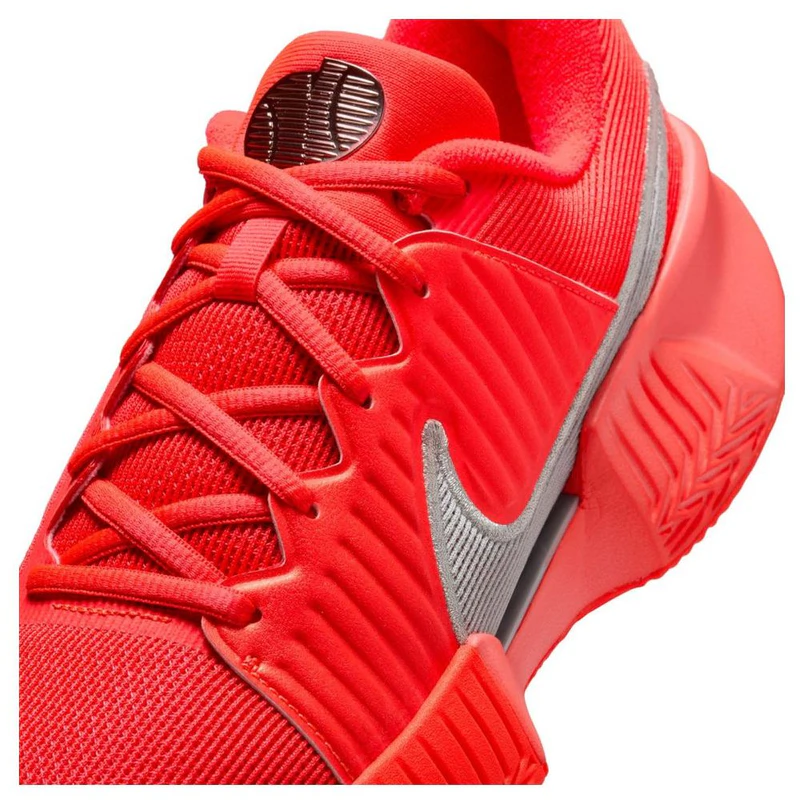 Nike Womens ZOOM GP CHALLENGE PRO CLY PR Casual Shoes (Bright Crimson/