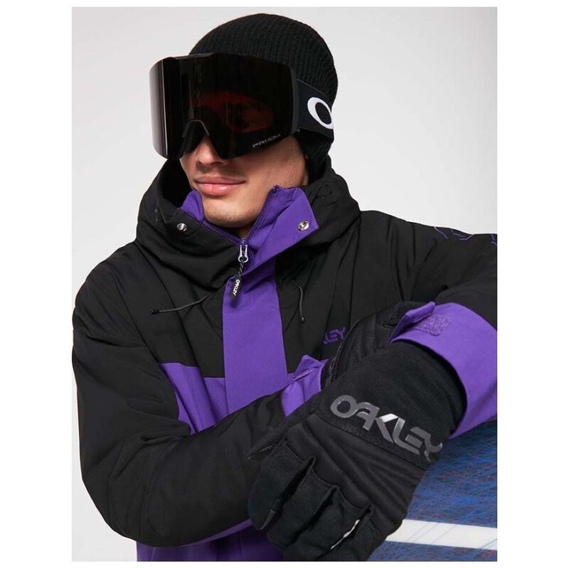 Oakley_Aug22-5168590-15018473.jpg