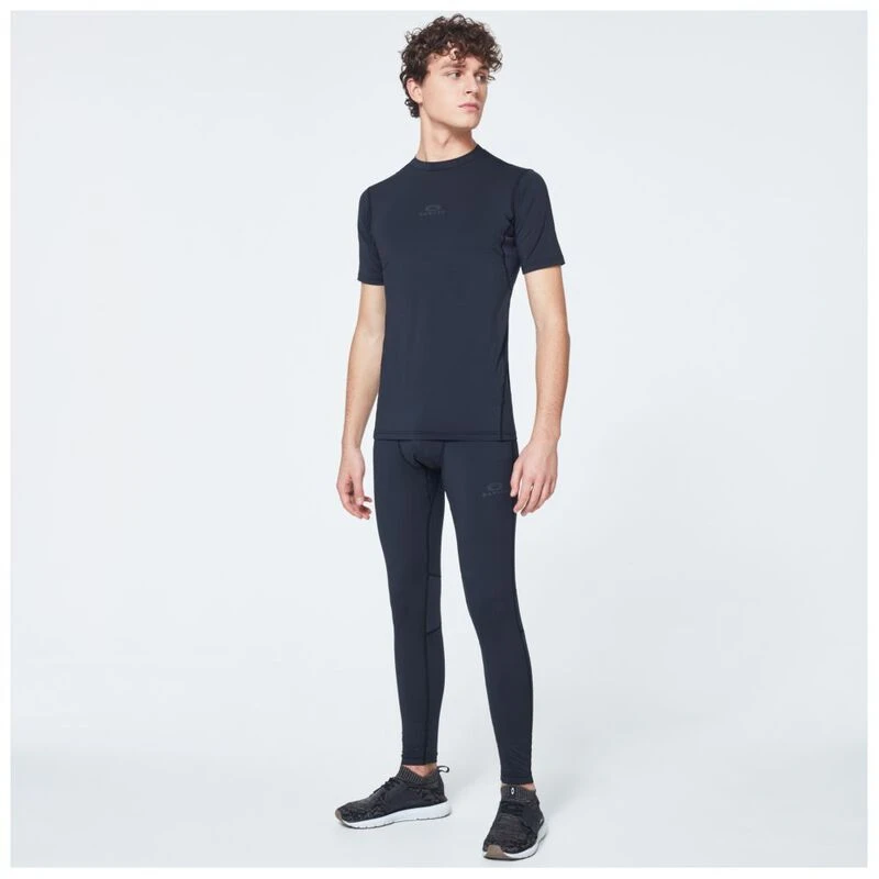 Oakley Mens Foundational Training Long-Sleeve T-Shirt (Blackout) | Spo