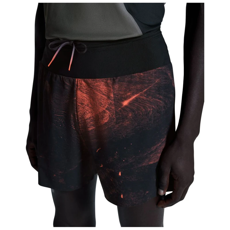 On Running Mens Ultra Shorts (Black) | Sportpursuit.com