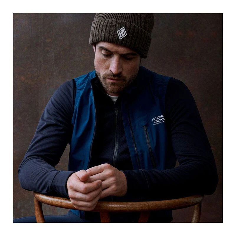 PAS NORMAL STUDIOS ネイビー ウインドブレーカー Pas Normal Studios Mens Essential Shield Jacket (Navy) | Sportpursuit.