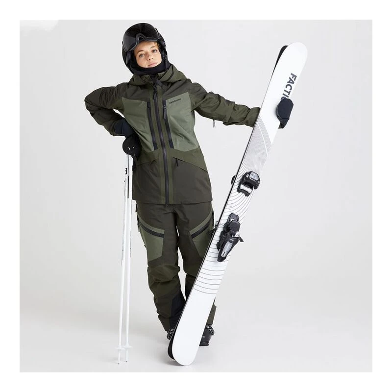 PeakPerformance Womens Gravity GTX Jacket (Green) | Sportpursuit.com