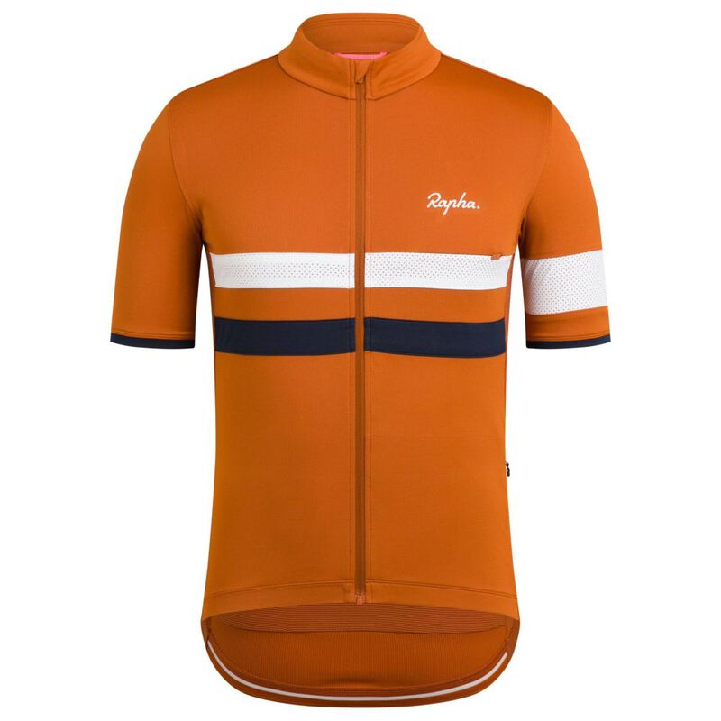 Rapha_Feb22-BLW04XX_UMB_H1-