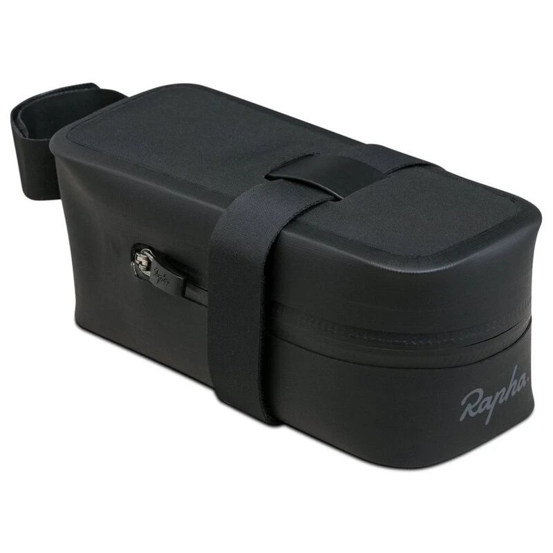 RAPHA WATERPROOF SADDLE BAG Mサイズ Rapha Medium Saddle Bag (Black) | Sportpursuit.com