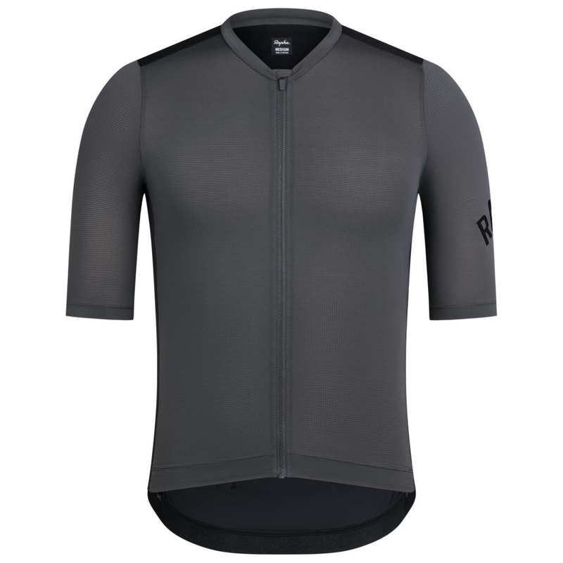 Rapha_Oct25-BEY01XXAPN_01.jpg