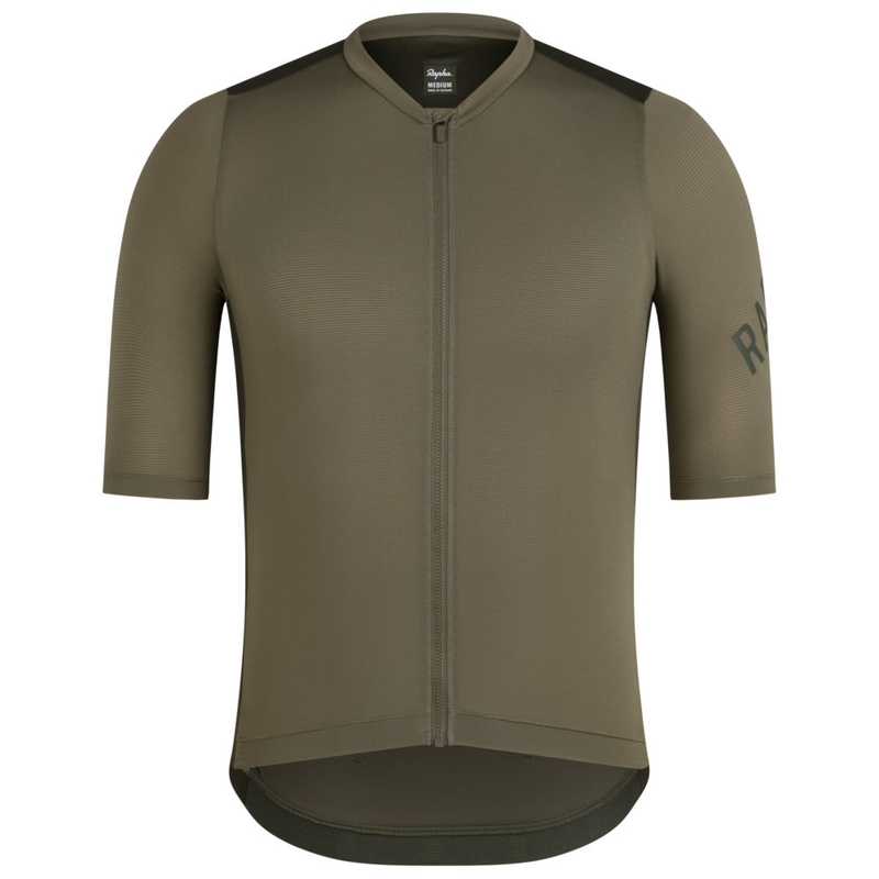 Rapha_Oct25-BEY01XXKDD_01.jpg