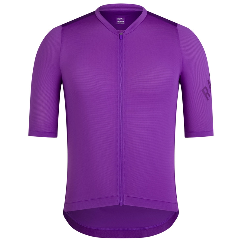 Rapha_Oct25-BEY01XXRLP_01.jpg