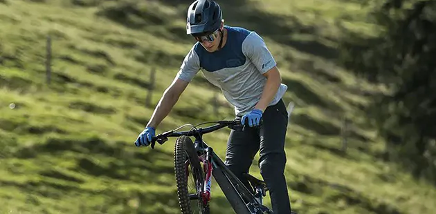 e bike trekking hercules FUTURA HD 10 grau | E-Bike Damen | 2026 filter_Groupset:SHIMANO XT / SLX Fahrrad 24Zoll Damen Farbe:schwarz (mattschwarz)